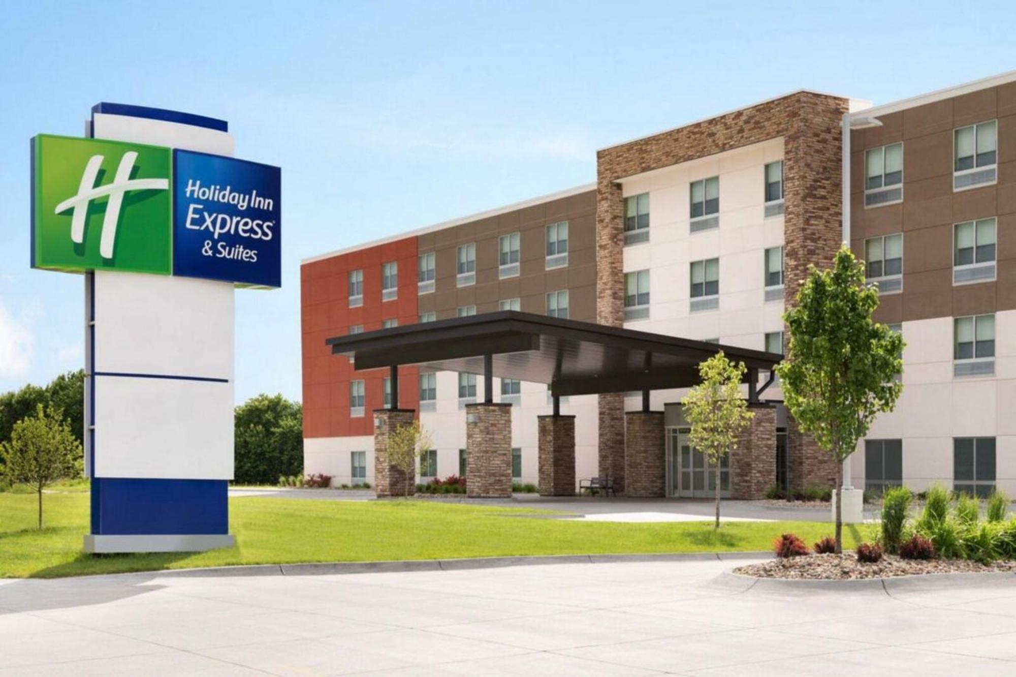 Holiday Inn Express & Suites Mansfield - Ontario By Ihg Buitenkant foto